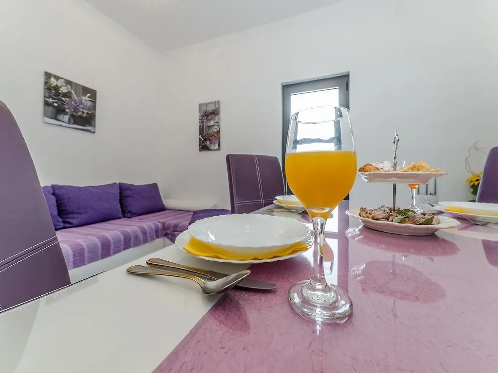 Apartments Dalmatia (Adults Only) Privlaka