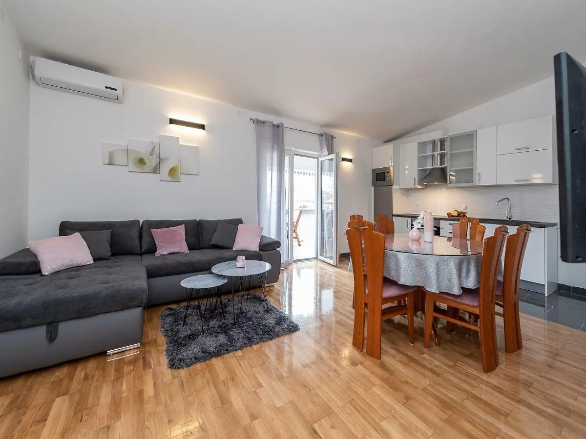 Apartments Dalmatia (Adults Only) Privlaka
